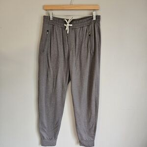 Vuori Ponto Performance Pant Dream Knit Pull on Jogger, Light Gray, Men's Small